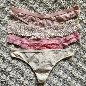 Bundle of 4 Aerie Thongs NWOT — Size Large